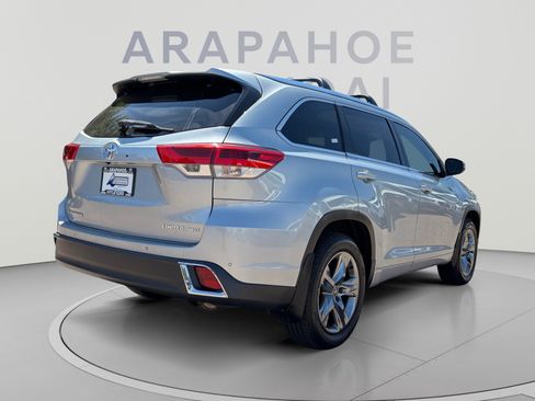 Used 2018 Toyota Highlander Limited Platinum AWD/4WD image 5