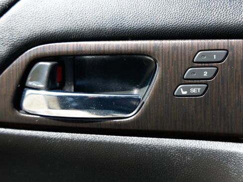 Used 2013 Honda Accord EX-L image 38