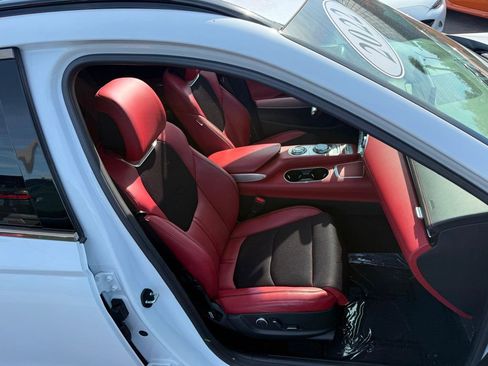 Used 2022 Genesis GV70 2.5T w/ Sport Prestige Package image 35