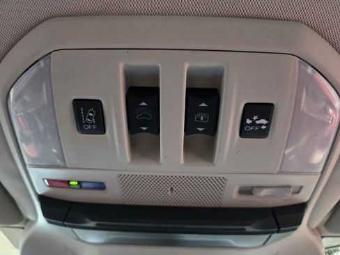 Used 2021 Subaru Ascent Touring image 28