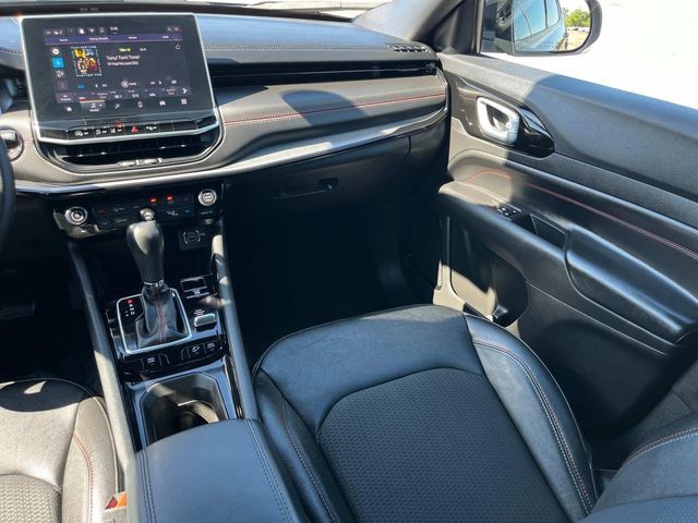 Certified 2024 Jeep Compass Trailhawk w/ Trailhawk Convenience Group AWD/4WD image 19