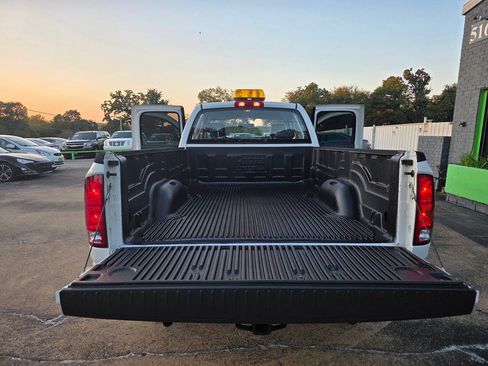 Used 2005 Dodge Ram 3500 Truck ST RWD image 40