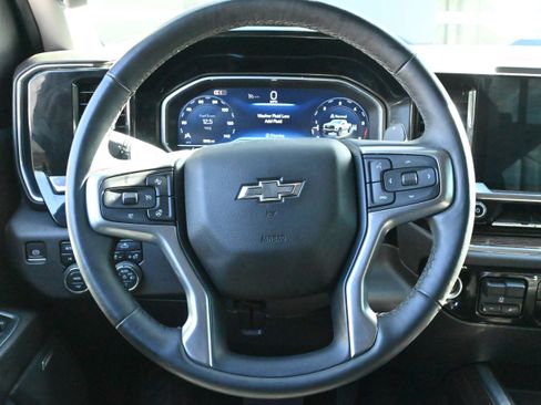 Used 2024 Chevrolet Silverado 1500 LT Trail Boss image 22