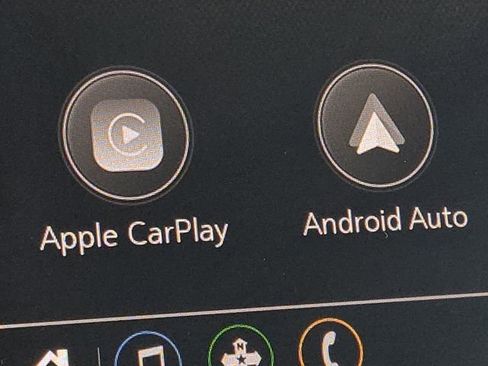 Used 2022 Chevrolet Trax LS w/ Tint and Cruise Package image 5