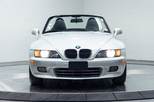 Used 2002 BMW Z3 3.0i RWD image 5