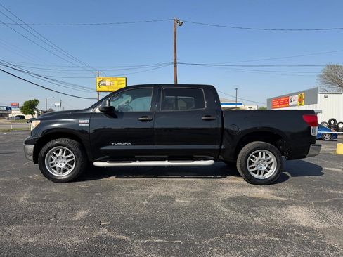 Used 2011 Toyota Tundra 2WD CrewMax w/ Tow Pkg image 8