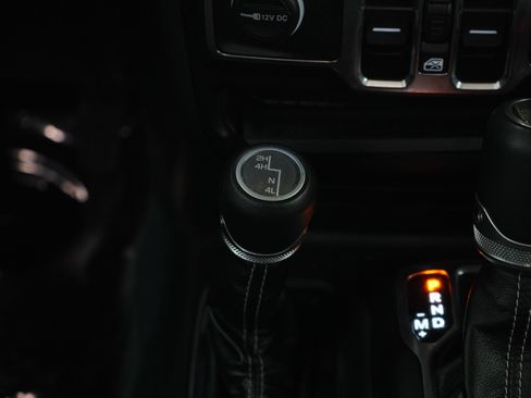 Used 2022 Jeep Wrangler Unlimited Sahara w/ Cold Weather Group AWD/4WD image 20