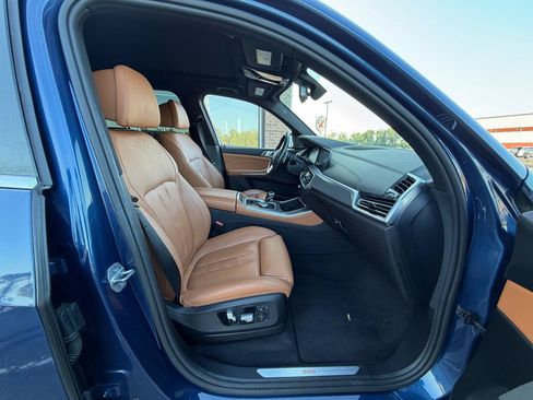 Used 2019 BMW X5 xDrive50i w/ Premium Package 2 AWD/4WD image 32