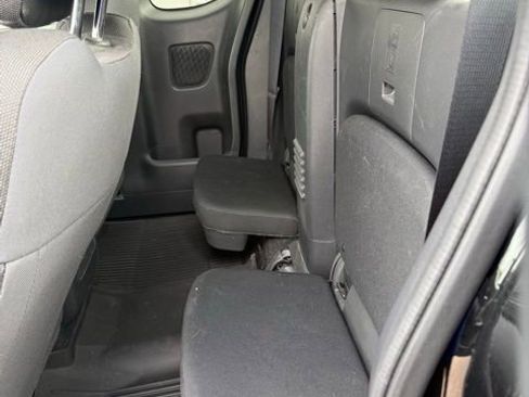 Certified 2023 Nissan Frontier SV w/ Technology Package RWD image 12