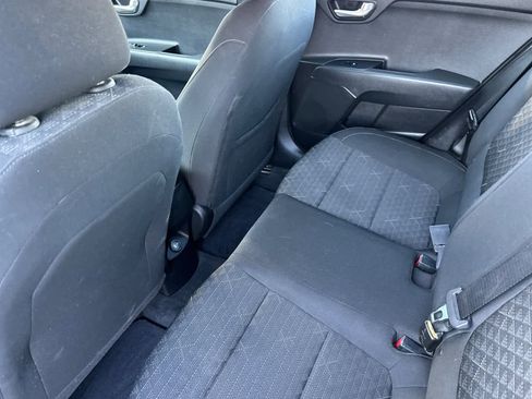 Used 2022 Kia Rio S image 4