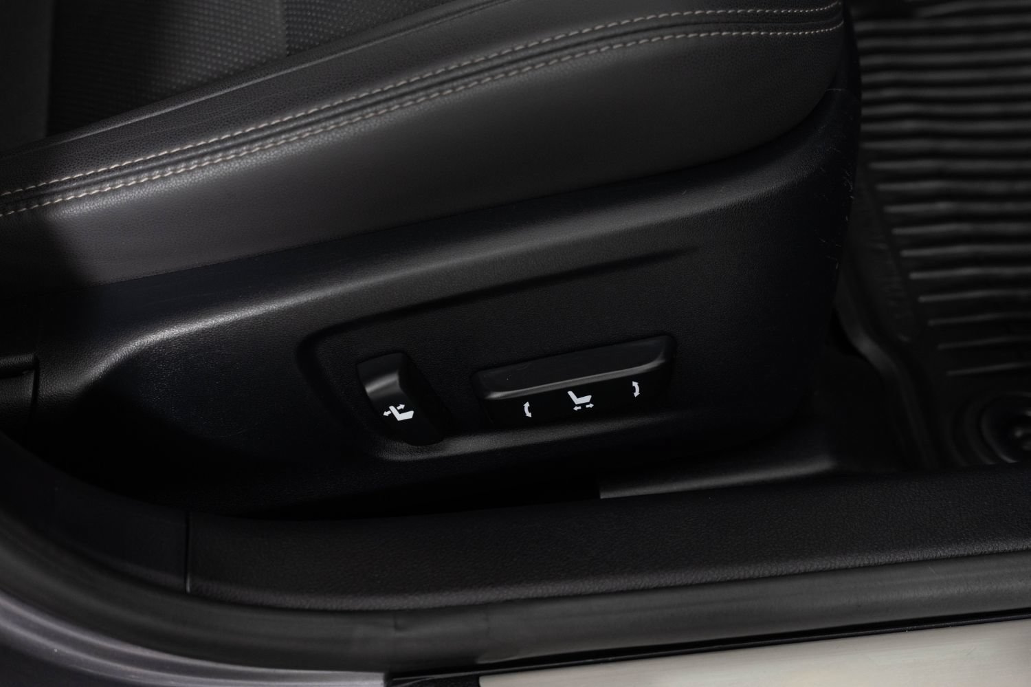 Used 2015 Lexus IS 250 AWD w/ Premium Package image 28