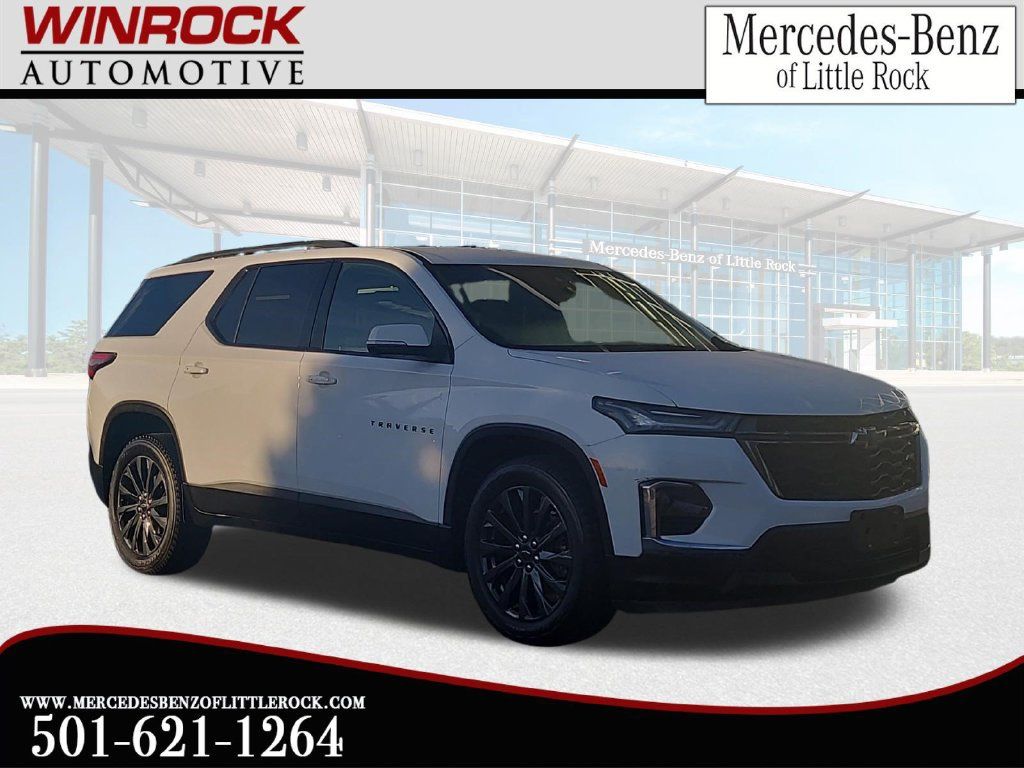 Used 2023 Chevrolet Traverse RS AWD/4WD image 1
