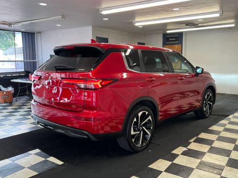 Used 2022 Mitsubishi Outlander ES AWD/4WD image 11
