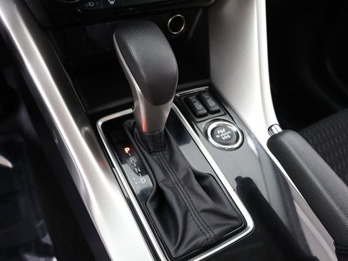 Used 2024 Mitsubishi Eclipse Cross LE image 43