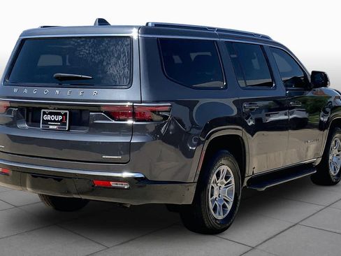 Used 2022 Jeep Wagoneer Series I w/ Convenience Group I AWD/4WD image 12