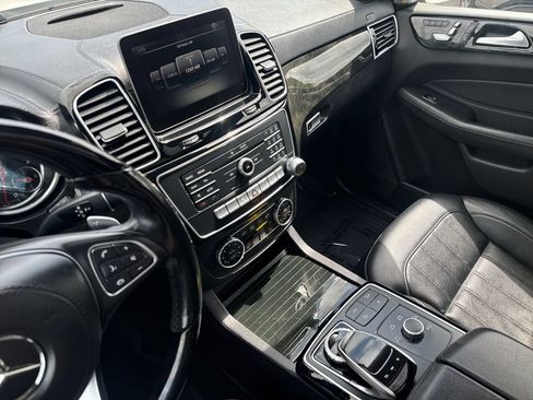Used 2018 Mercedes-Benz GLS 450 4MATIC image 22
