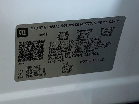 Used 2023 GMC Terrain SLE w/ Driver Convenience Package image 35