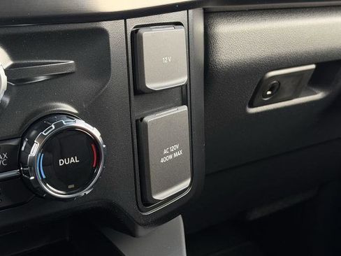 New 2026 Ford F250 Lariat w/ Black Appearance Package image 22