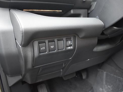 Certified 2023 Subaru Ascent Touring image 12