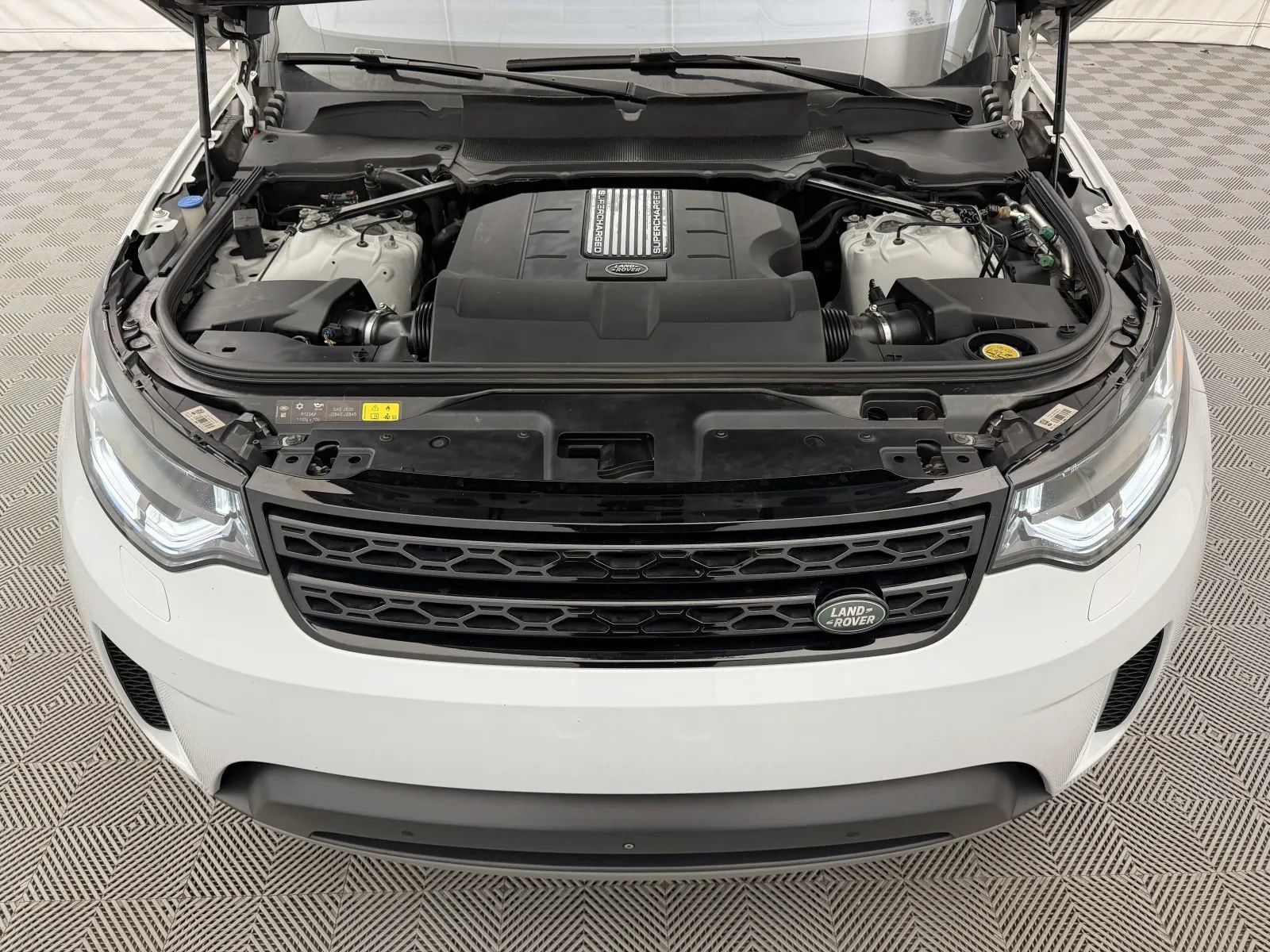 Used 2019 Land Rover Discovery HSE Luxury AWD/4WD image 56