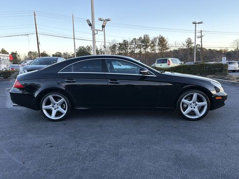 Used 2006 Mercedes-Benz CLS 500 image 8