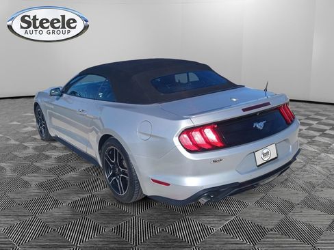 Used 2019 Ford Mustang Premium image 3