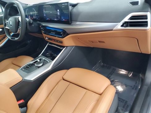Used 2025 BMW 330i Sedan w/ Convenience Package image 30