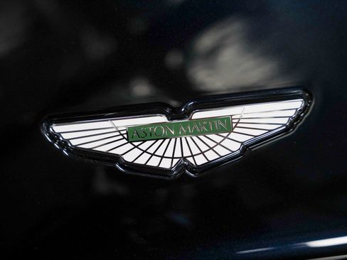 Used 2018 Aston Martin DB11 V12 image 13