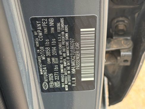 New 2026 Hyundai Elantra Sport FWD image 32
