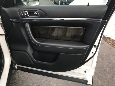 Used 2014 Lincoln MKS Sedan 4D w/ Equipment Group 101A image 51