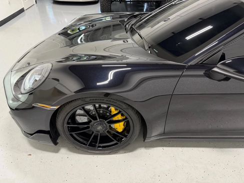 Used 2022 Porsche 911 Turbo S image 7