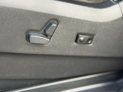 Used 2015 Dodge Grand Caravan R/T w/ Driver Convenience Group FWD image 21