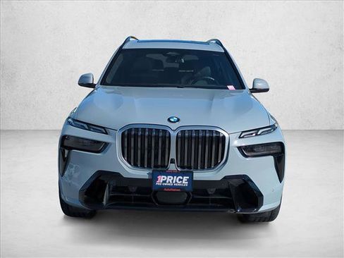 Certified 2024 BMW X7 xDrive40i w/ M Sport Package image 2