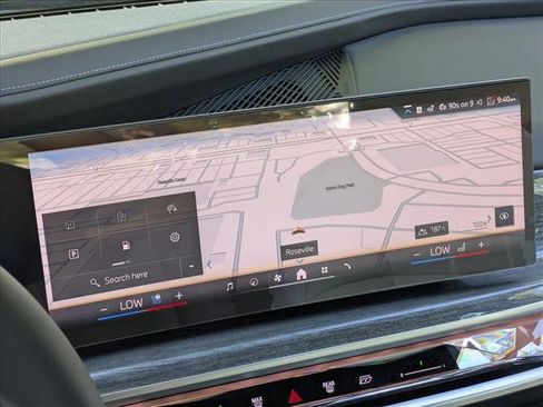 New 2026 BMW 750e xDrive w/ Executive Package image 13