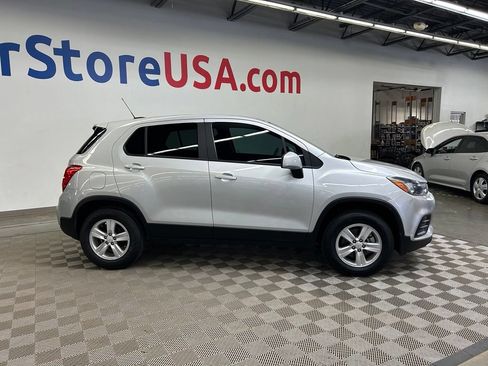 Used 2021 Chevrolet Trax LS w/ Tint and Cruise Package FWD image 13