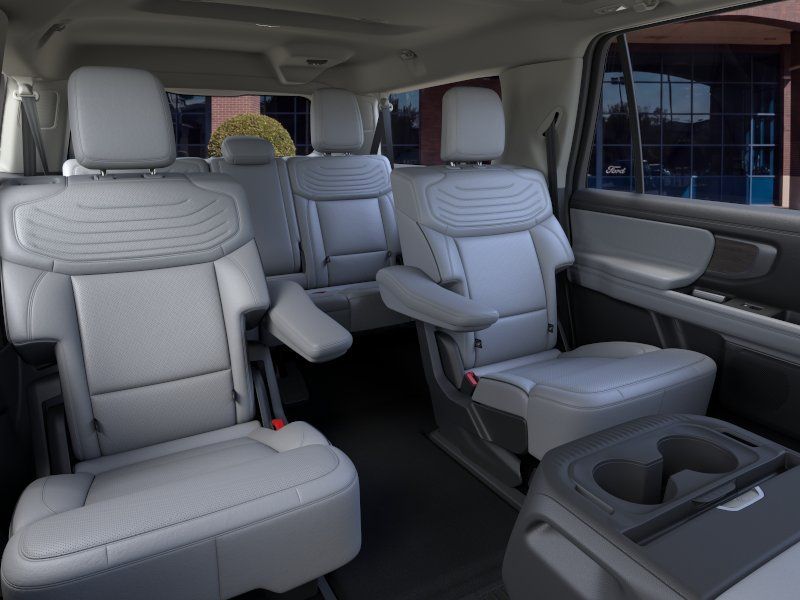 New 2026 Ford Expedition Max Platinum w/ Platinum Ultimate Package AWD/4WD image 11