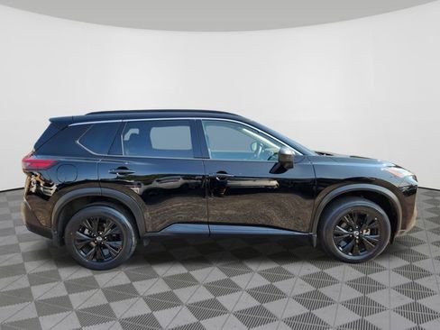 Certified 2023 Nissan Rogue SV w/ SV Premium B Package AWD/4WD image 6