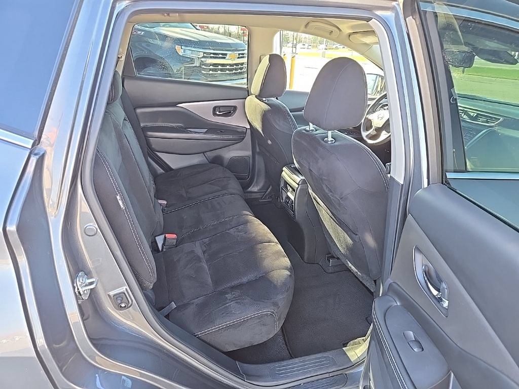 Used 2021 Nissan Murano SV AWD/4WD image 12