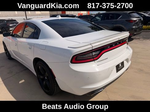 Used 2015 Dodge Charger R/T w/ Plus Group RWD image 2