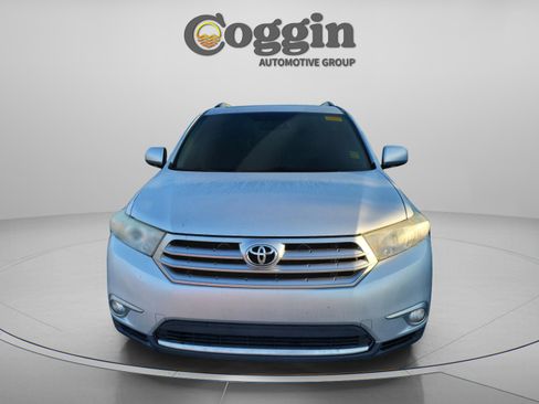 Used 2012 Toyota Highlander Limited image 9
