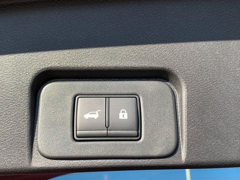 New 2026 Nissan Rogue SV image 5