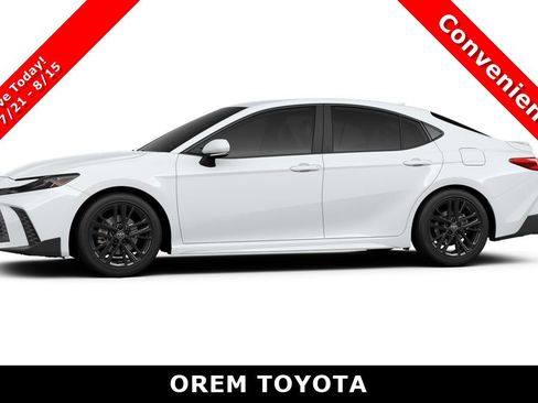 New 2026 Toyota Camry SE FWD image 3