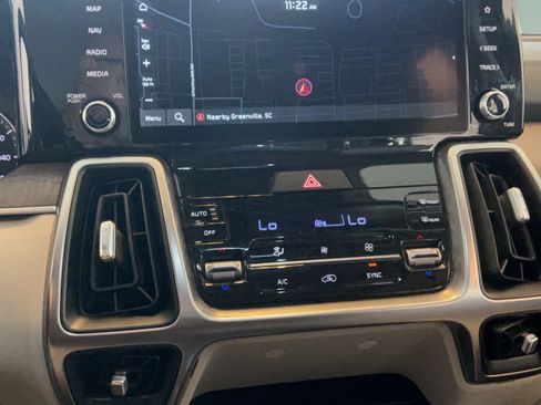 Used 2023 Kia Sorento S w/ Panoramic Sunroof Package AWD/4WD image 15