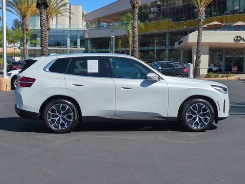 Used 2025 BMW X3 xDrive30i w/ M Sport Package AWD/4WD image 4