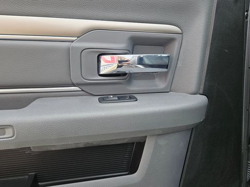 Used 2019 RAM 1500 Big Horn image 22