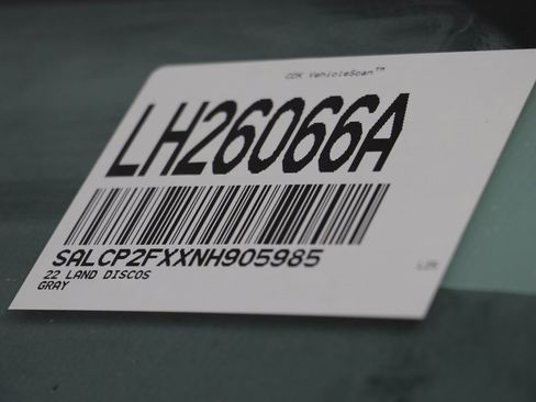 Used 2022 Land Rover Discovery Sport SE image 26