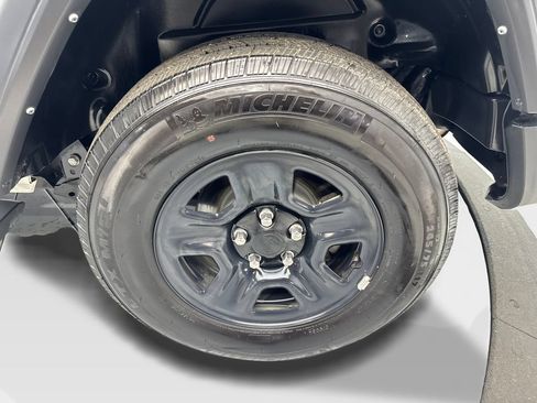 Used 2022 Jeep Wrangler Sport AWD/4WD image 78