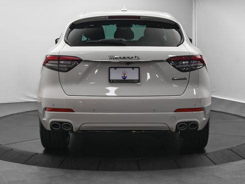 New 2024 Maserati Levante GT Ultima image 6