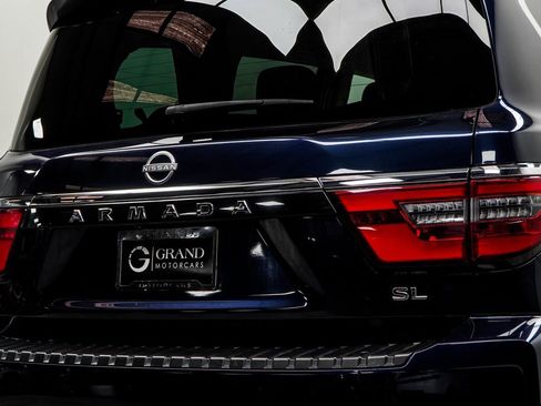 Used 2023 Nissan Armada SL w/ Captain's Chairs Package image 13