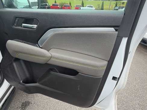 Used 2023 Chevrolet Colorado ZR2 AWD/4WD image 18